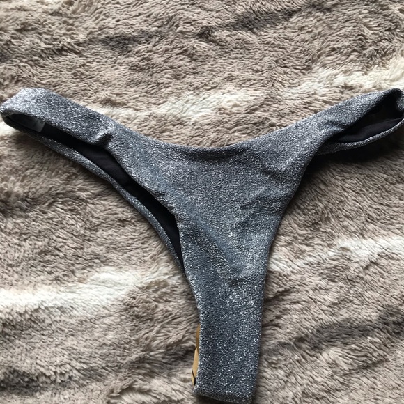 High leg bikini set - Picture 3 of 4